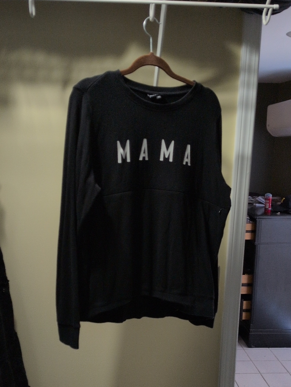 Black "MAMA" Nursing Pullover Sweatshirt